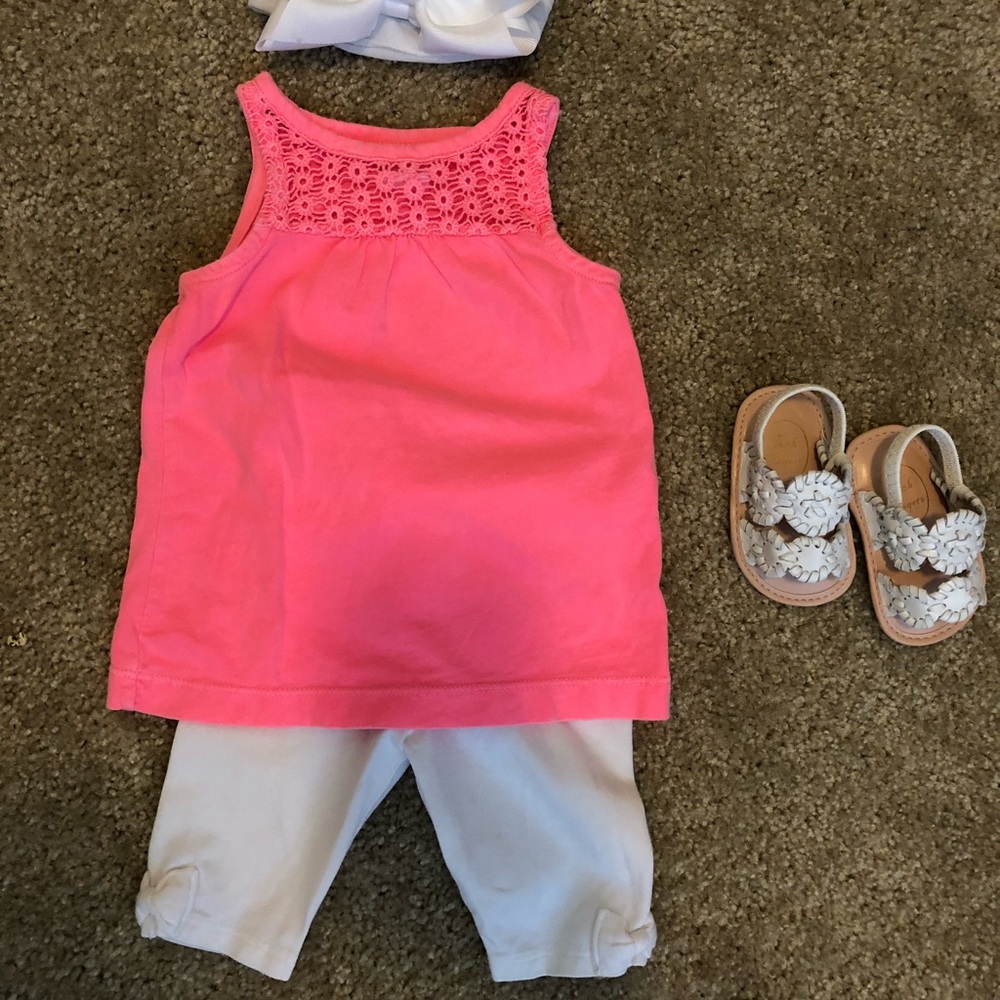 Tank top and Capri leggings